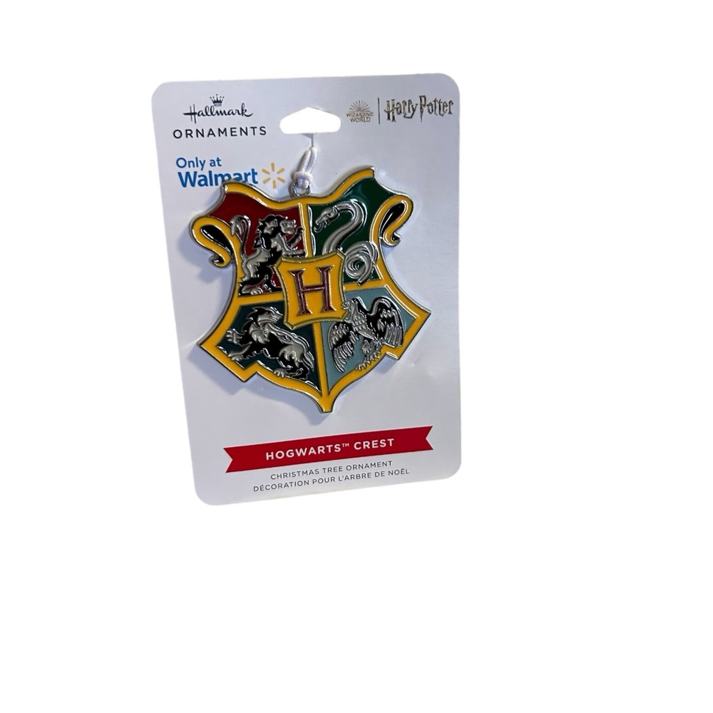 NWT Hallmark Harry Potter Hogwarts Crest Ornament Exclusive Christmas Decor - Picture 8 of 8